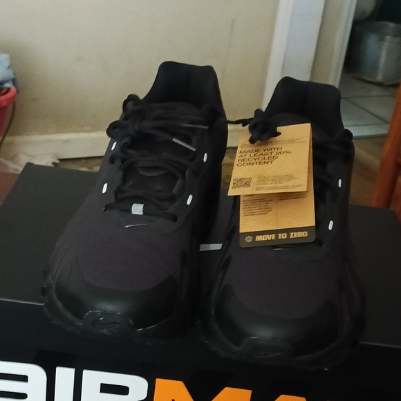 Nike Black Sneakers with Futuristic Design - Picture 5 of 5